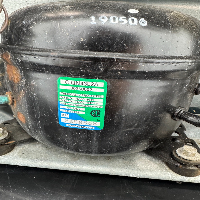 VWR R406FA16 Under Counter Refrigerator image 3